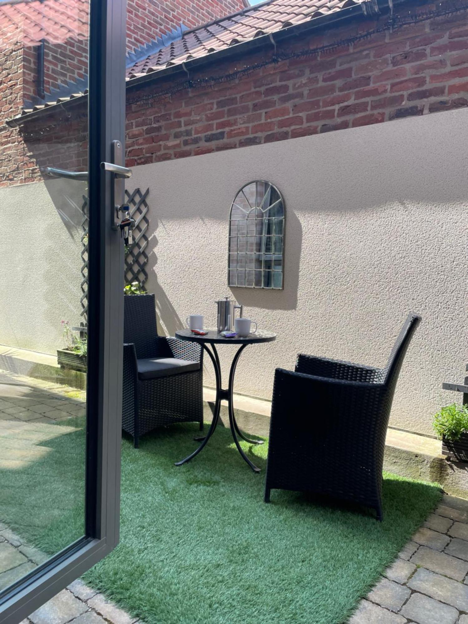York Staycation With Free Parking Zewnętrze zdjęcie